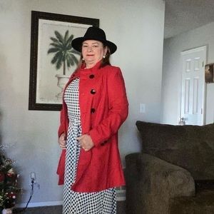 Meet your Posher, Zaida